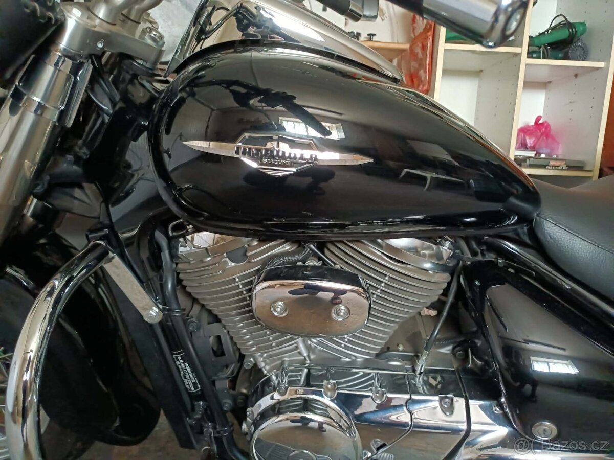 Suzuki VL800 Volusia - 4