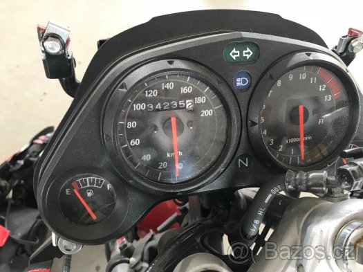 Honda CBR 125R 2007 - díly - 4