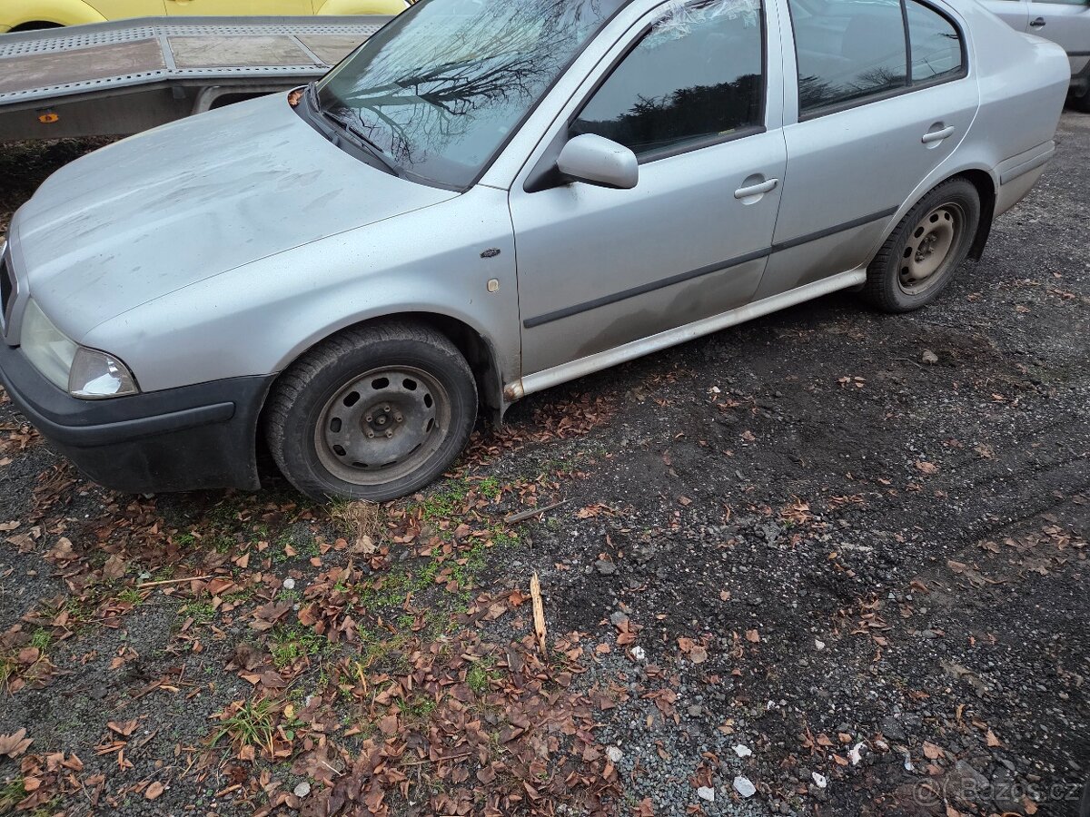 Octavia 1 1.6 náhradní díly - 4