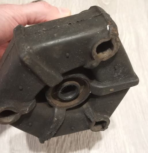 Kardanová hřídel s hardy spojkou FORD - 4