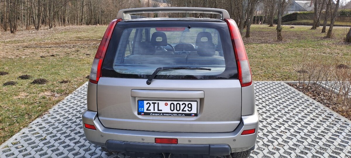 NISSAN X-Trail 2,2 DCi -WEBASTO - 4