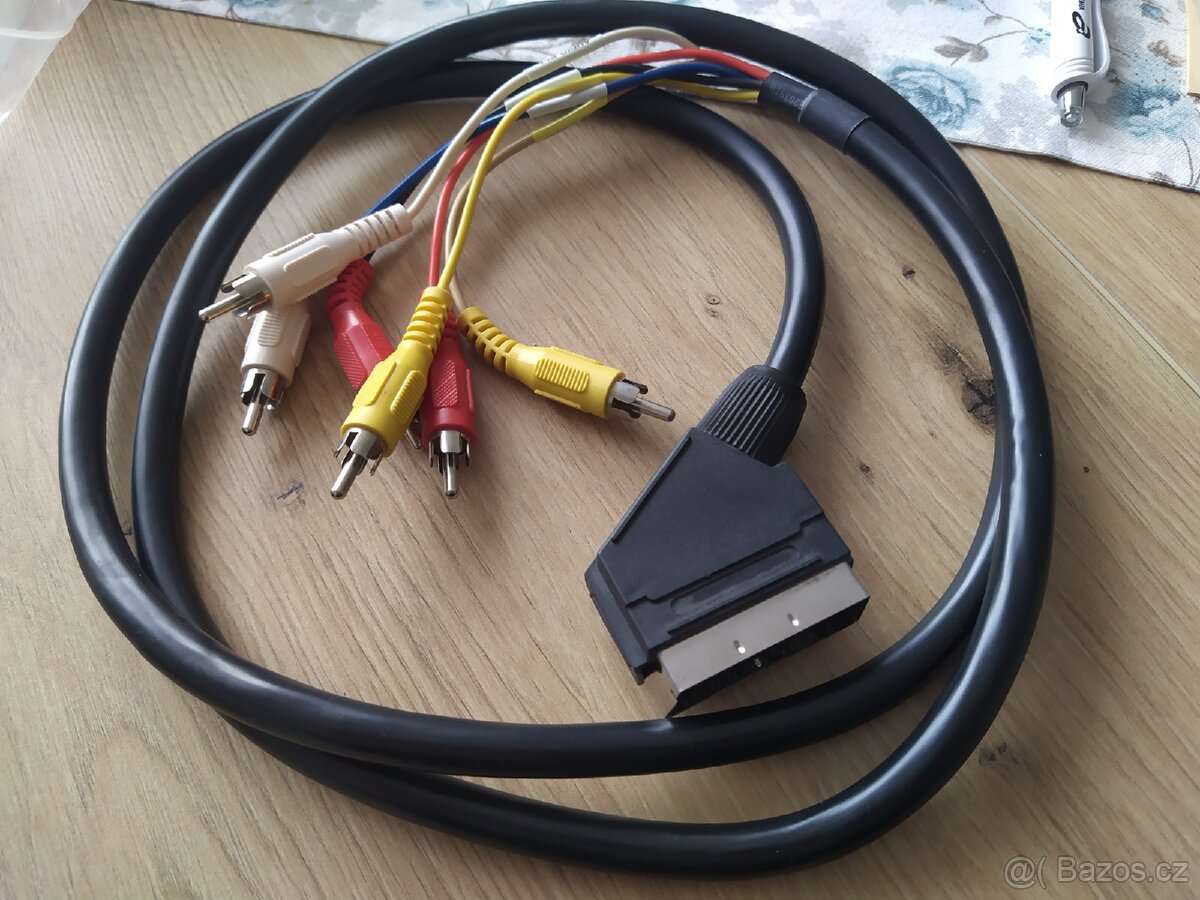 Různé kabely - 4