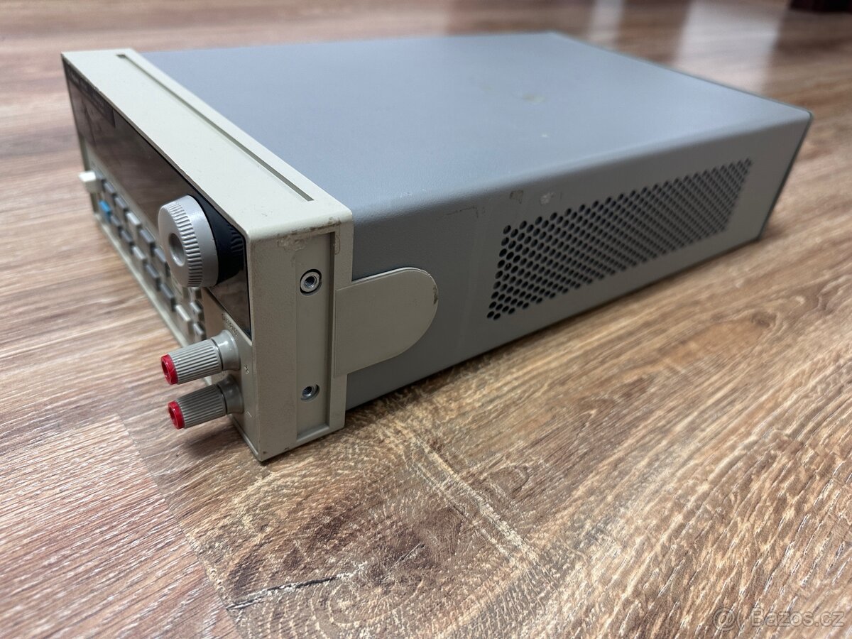Agilent 6612C laboratorní zdroj - 4