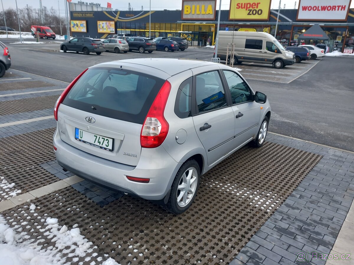 Prodám Lada Kalina 1.6 2017 nová stk do 2028 - 4