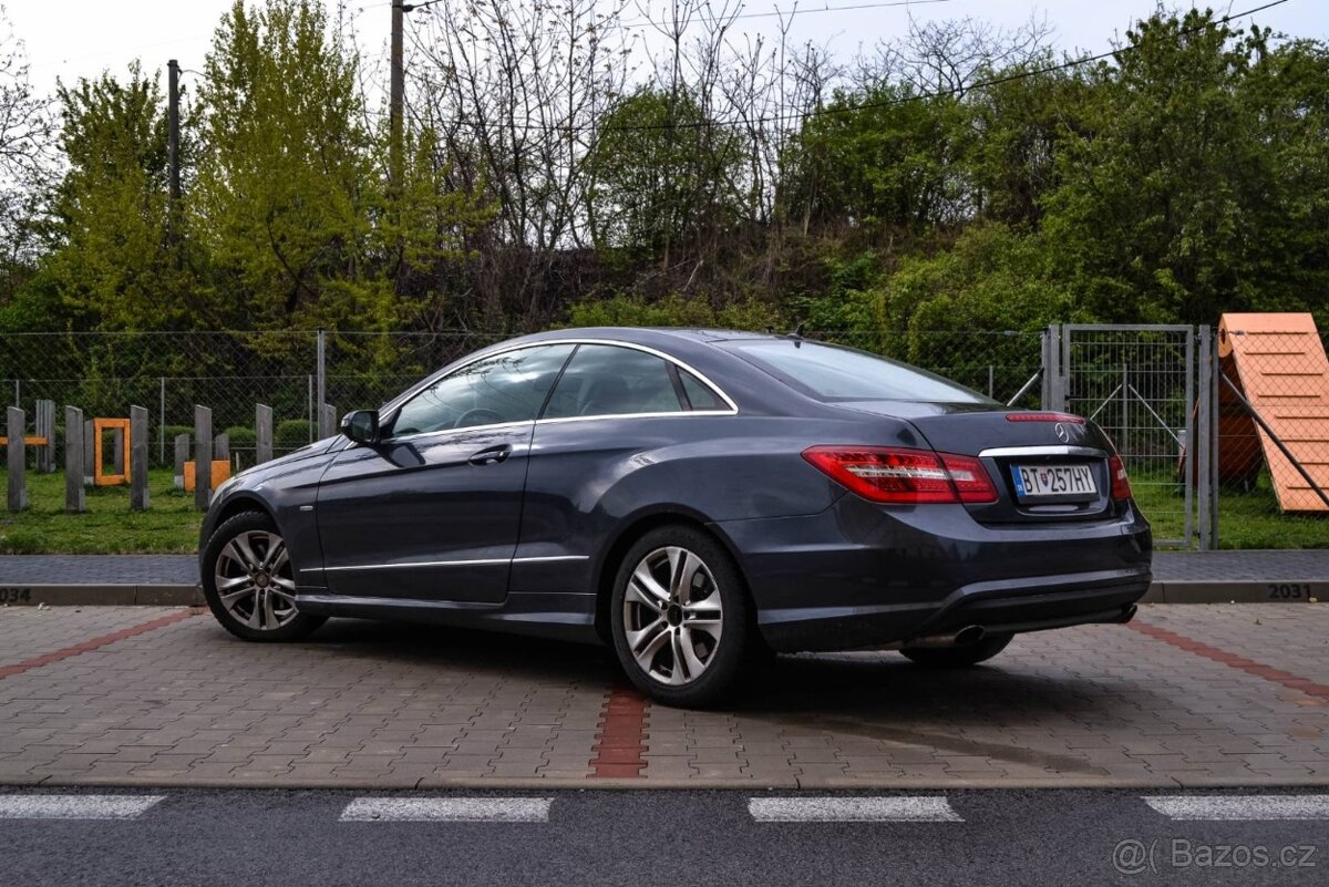 Mercedes Benz E 350 CGI coupe - 4