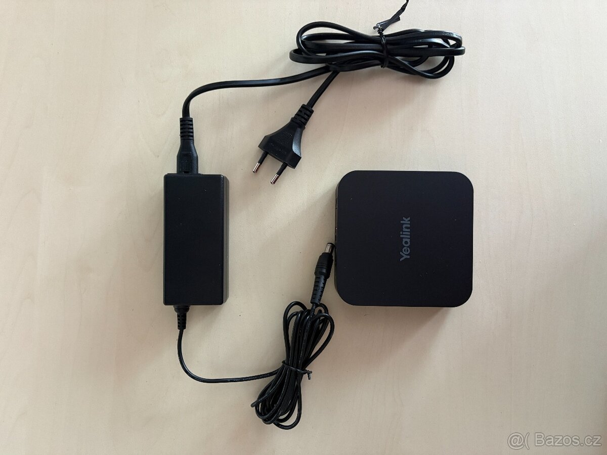 Yealink RCH40 (E2) – Room Cable Hub, PoE - 4