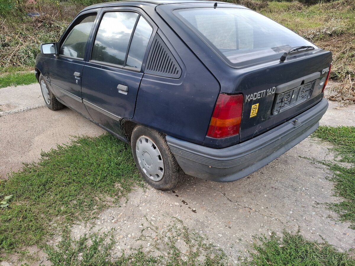 Opel Kadett 1.6 Diesel Model 1988 - 4