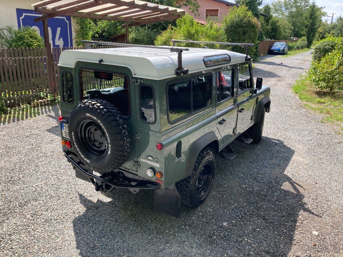 Land Rover DEFENDER 110 STW, r.v.2011
