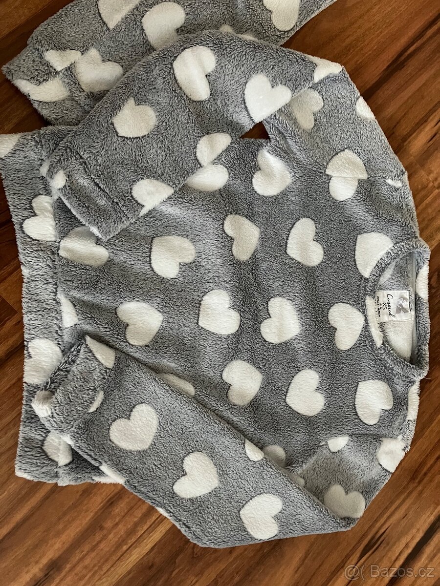 Dívčí pyzamko - 4