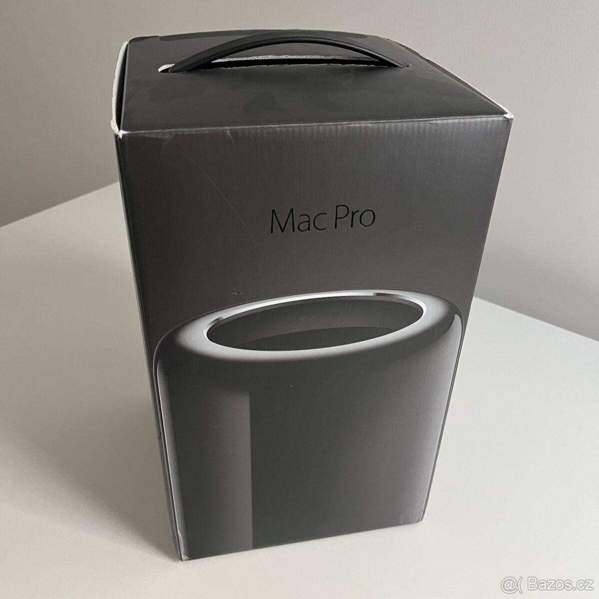 Apple Mac Pro 6,1 | 12-Core 2.7 GHz | 1TB SSD | 64GB | D700 - 4