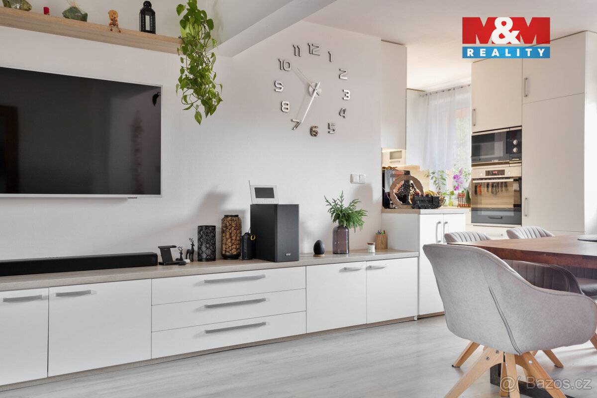 Prodej rodinného domu, 190 m², Nové Dvory - 4