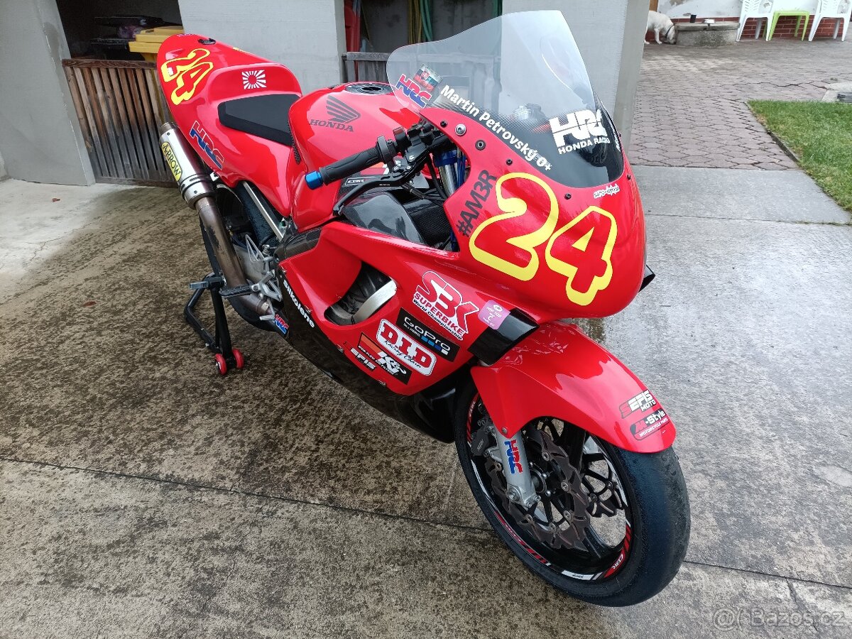 Okruhovka Honda CBR 600 f4 zimná cena - 4