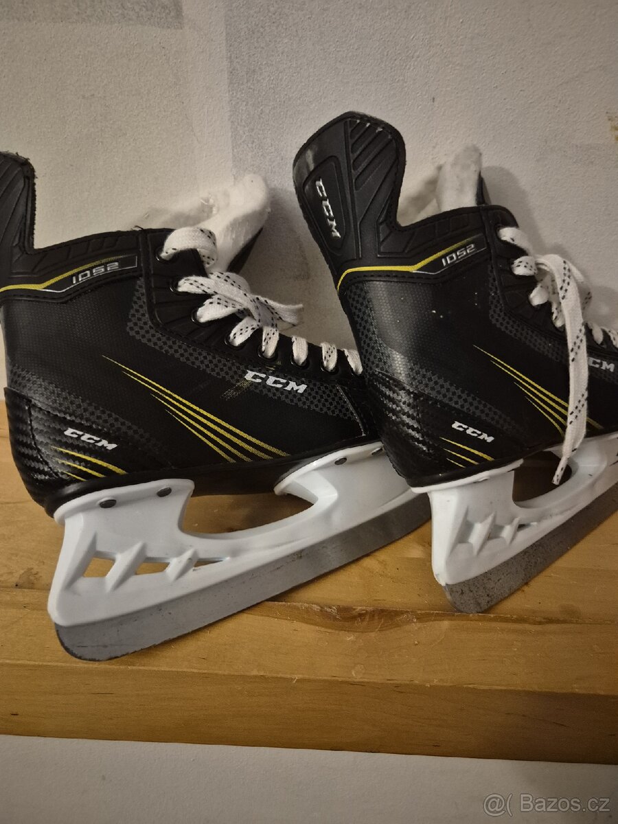 Hokejove brusle CCM 33 - 4