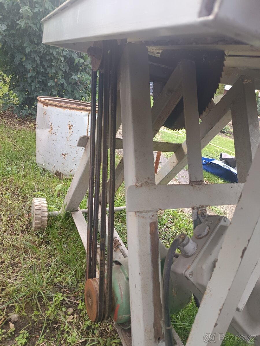 Prodám stolní pilu domácí vyroby - 4