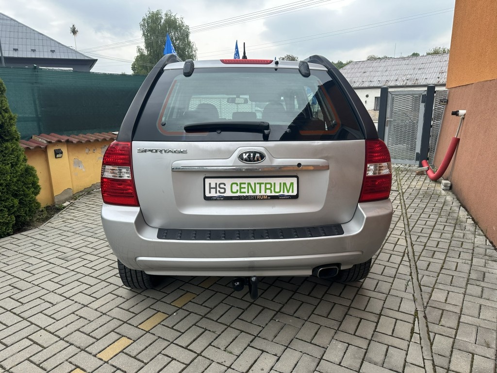 Kia Sportage 2.0i 104kW 4WD - 4