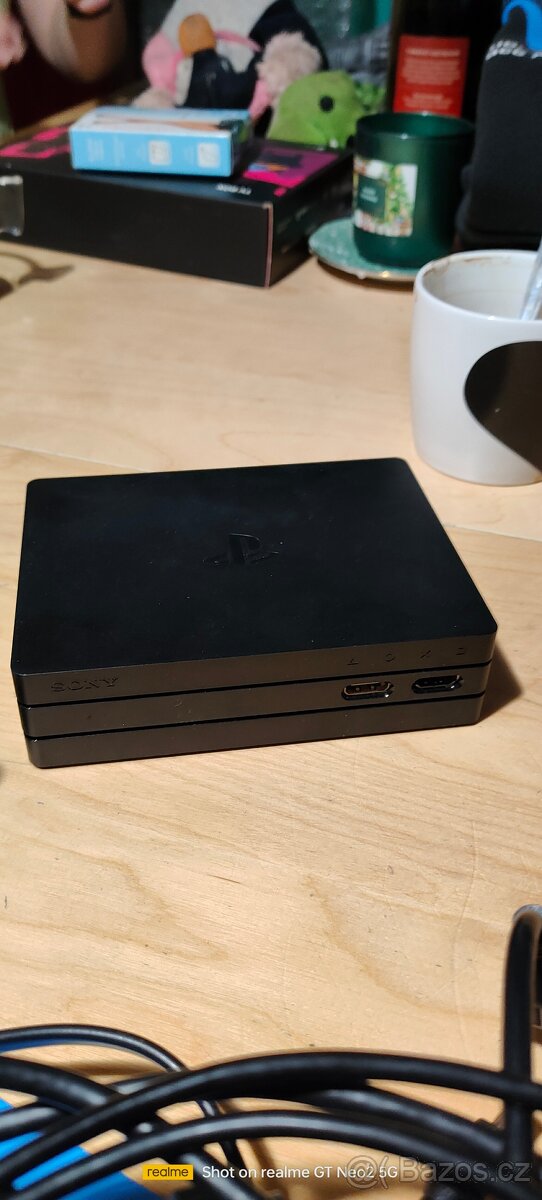 PS4 VR dva ovladače a k tomu čtyři hry - 4