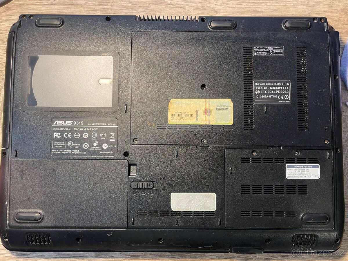 Asus notebook na ND - 4