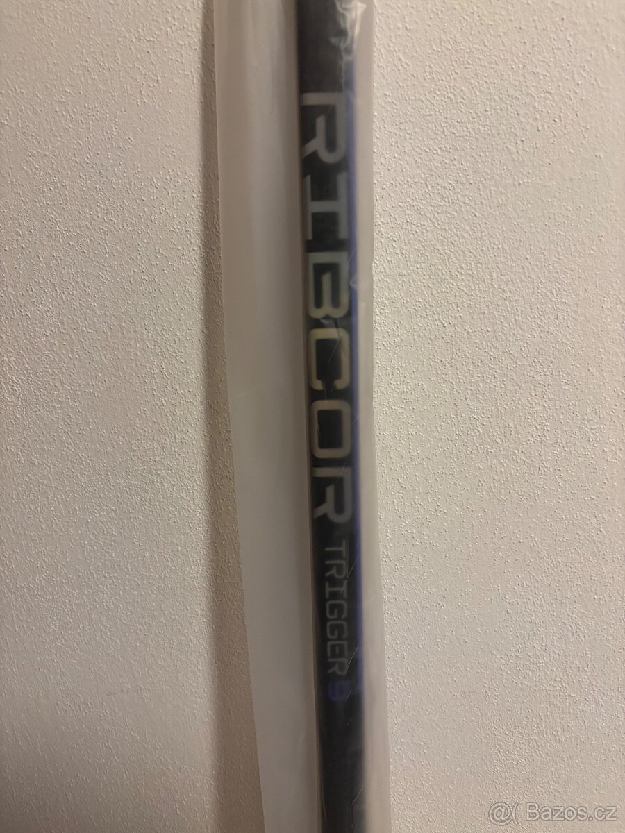 Hokejka ccm ribcor trigger 9 - 4