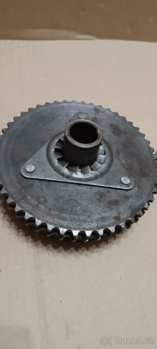 Koš spojky Jawa - 4