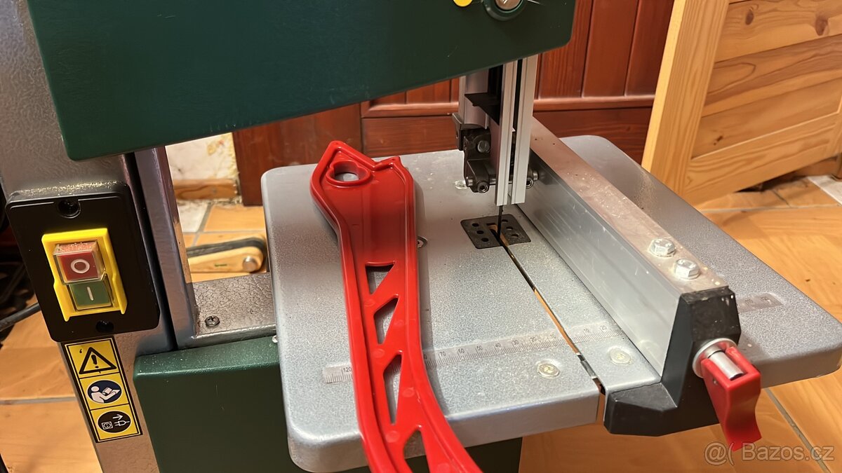 Prodám pasovou pilu Parkside PBS 350 - 4