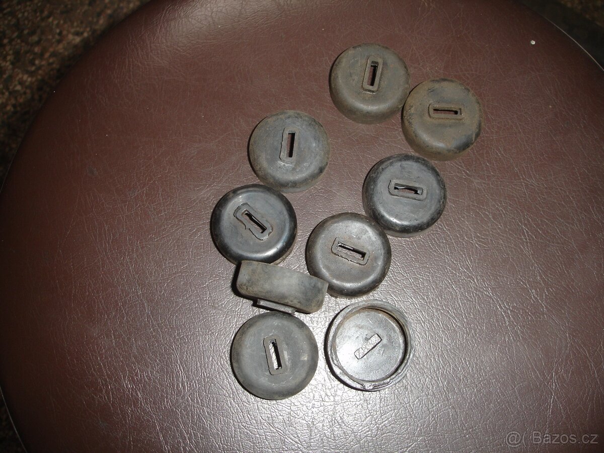 Prodám nové díly na Aro 240 - 4