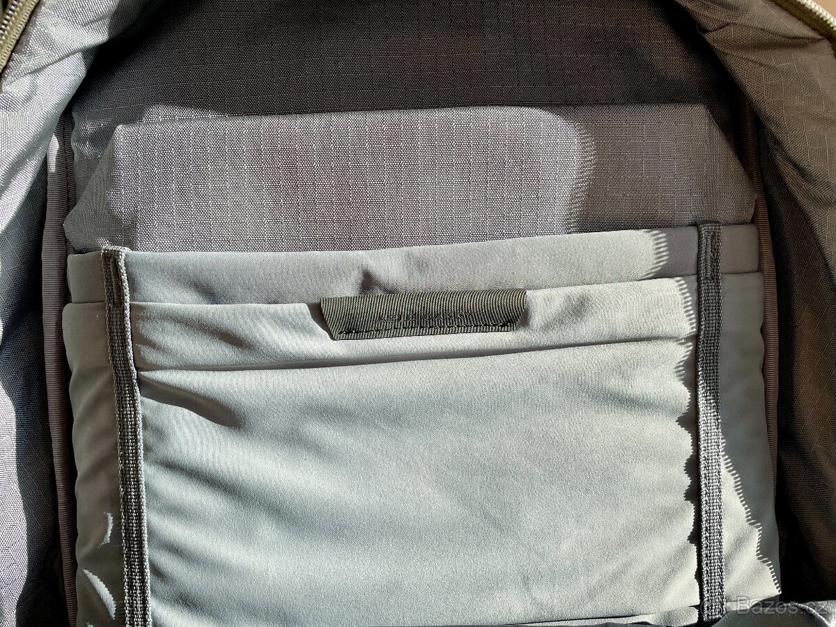 Able Carry Daily Plus 21L - 4