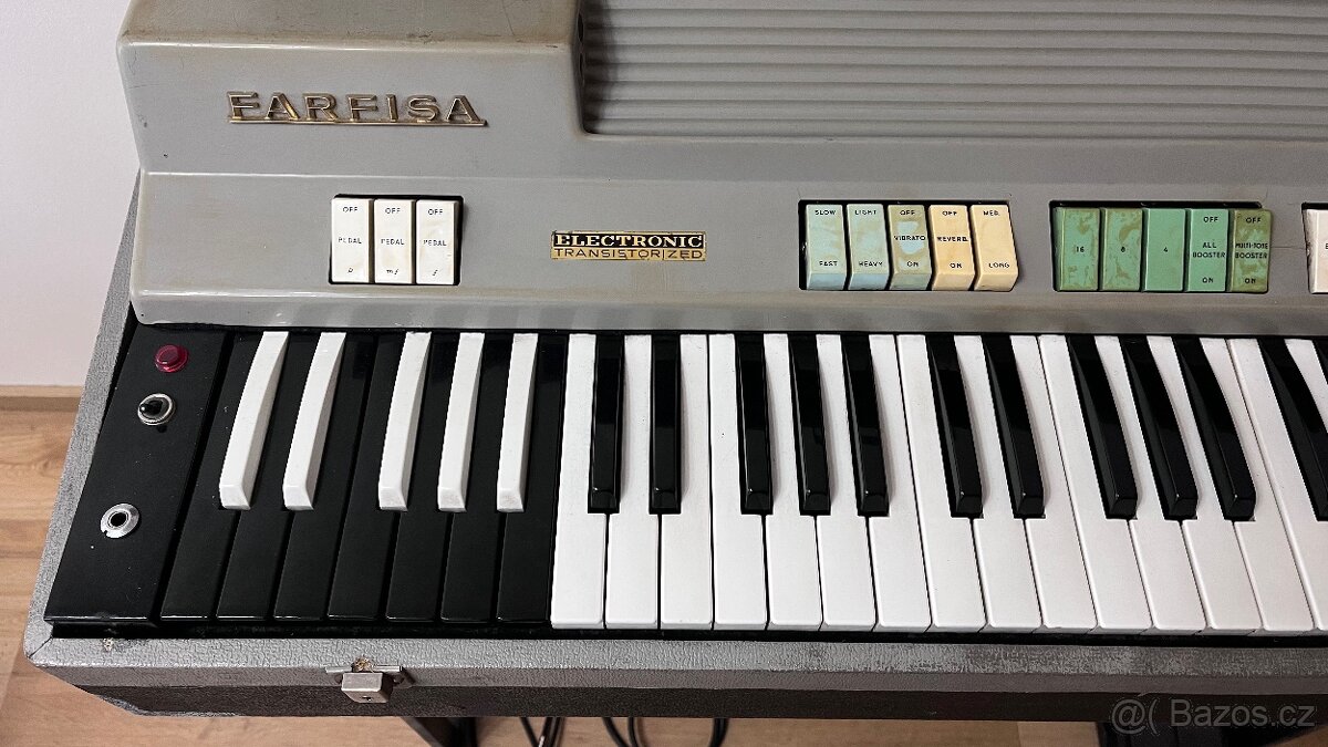 Farfisa Compact Combo Organ - 4