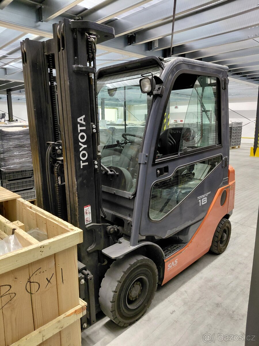 Toyota Tonero 06-8FG18 - 4