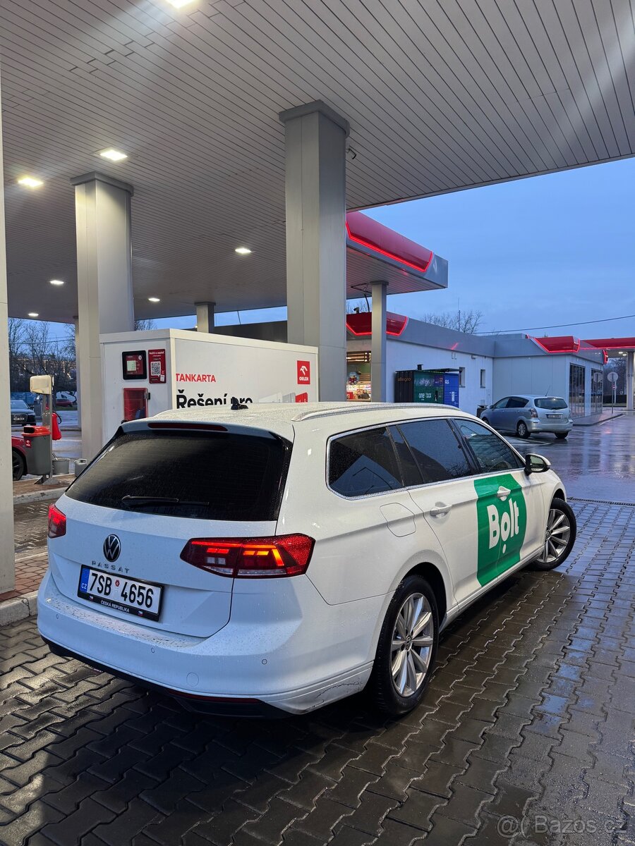 Prodám Volkswagen Passat B8 - 4