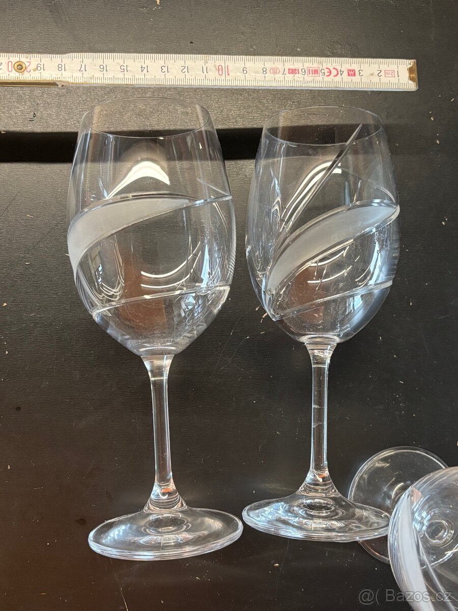 Sklenicky sklenice vino - 4