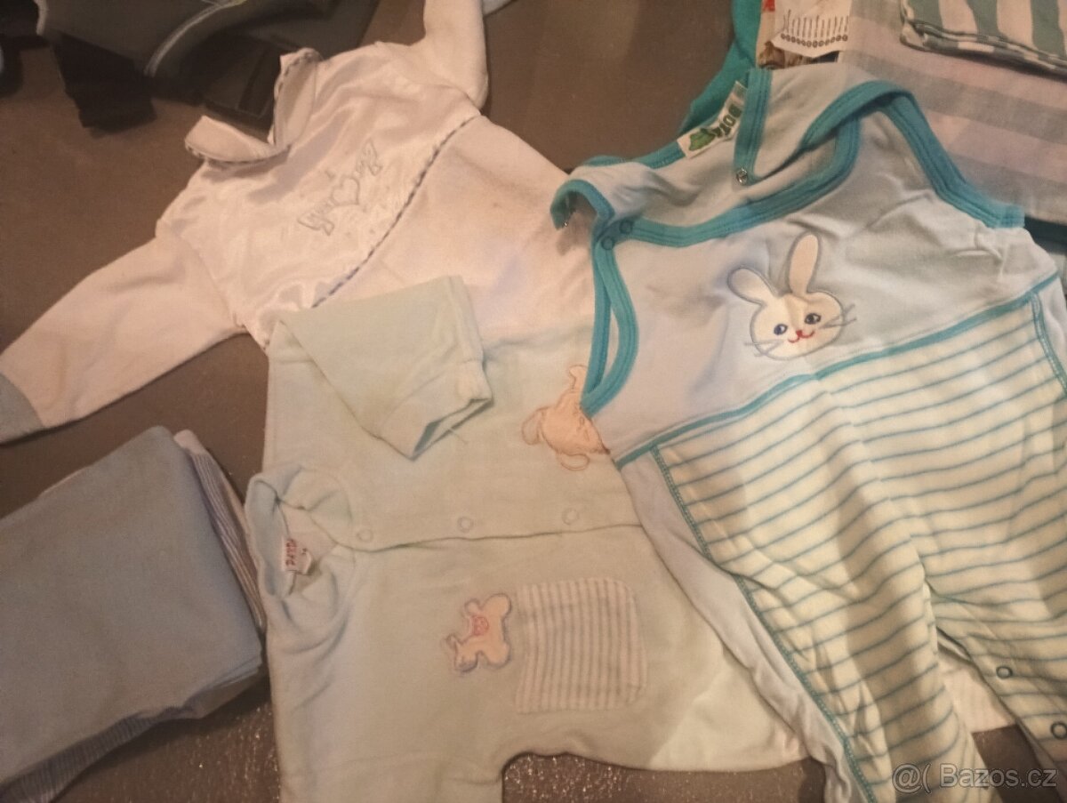 Mix oblečení od 0+ - 4