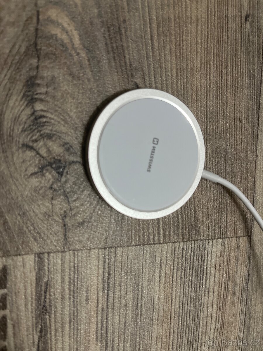 Nabíječka MagSafe na IPhone 12 - 17 - 4