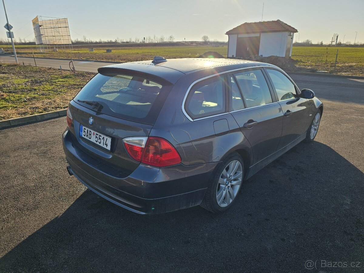 BMW E91 330XI N53 - 4