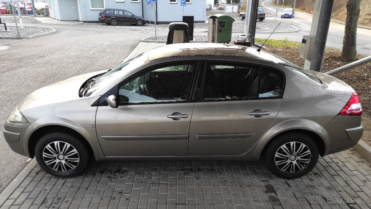 Renault Mégane 1.6, r.v. 2009 (Sedan) - 4