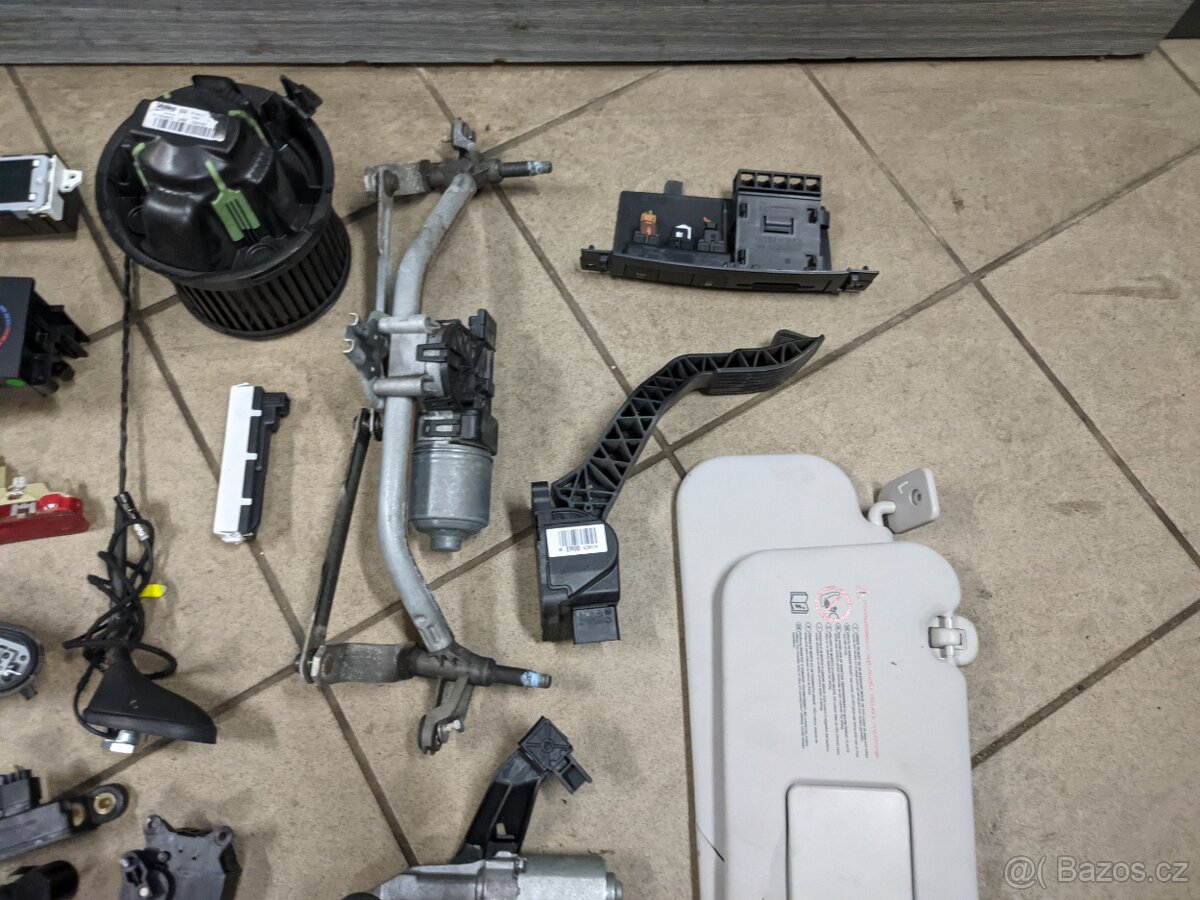 Náhradní díly Peugeot 207 - 4