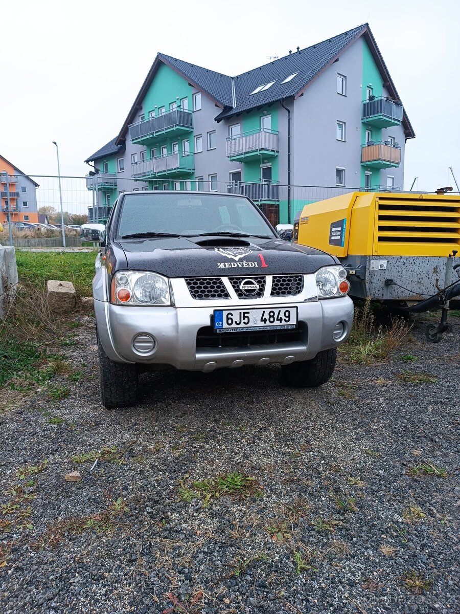 Nissan Navara D22 - 4