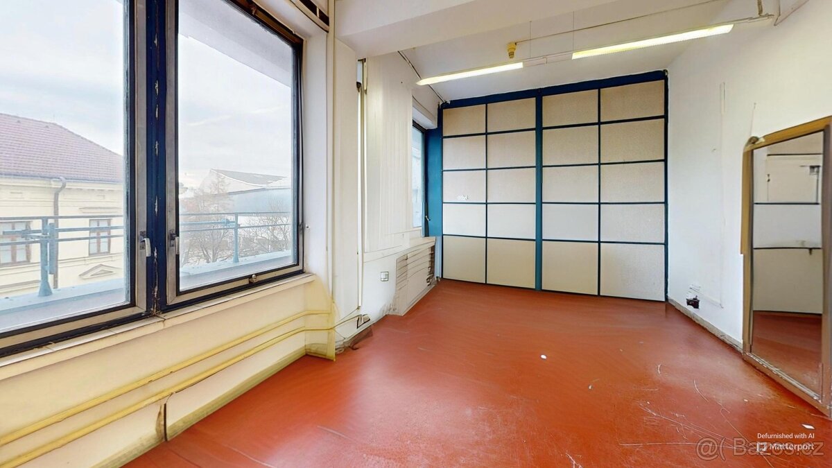 Pronájem komerčních prostor 50 - 2000m2, ev.č. 00347 - 4