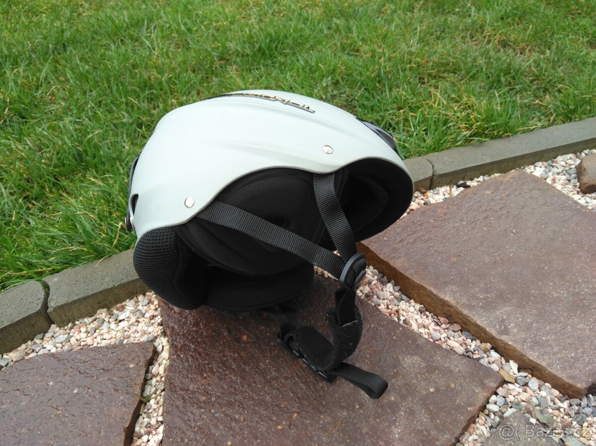 Prodám dámskou helmu na lyže - 4