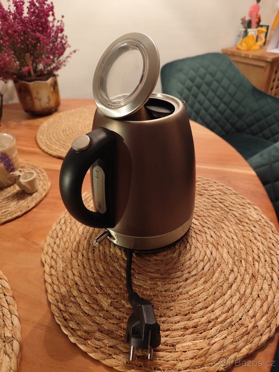 Rychlovarná konvice ETA Ela mini - 4