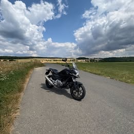 Honda NC700X - 4