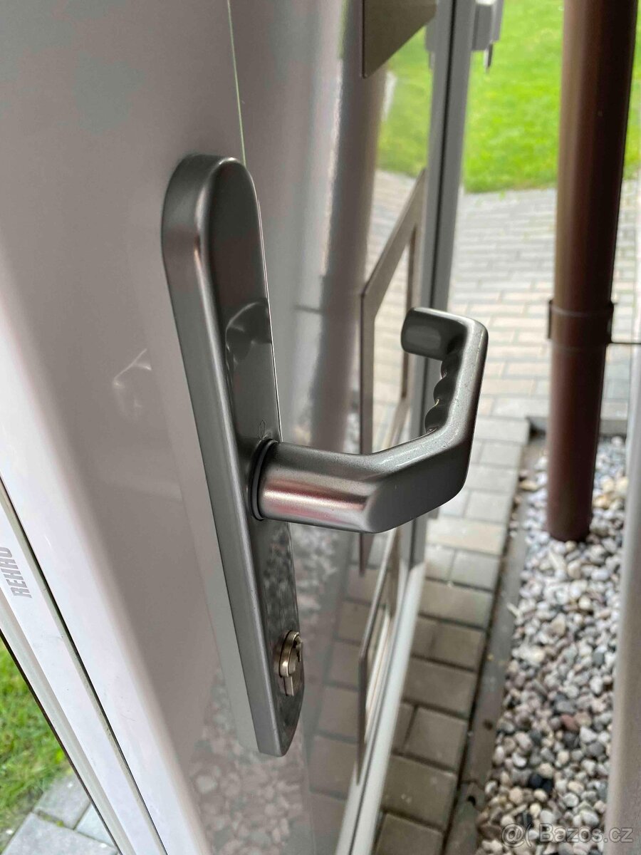 Vchodové dveře - 4