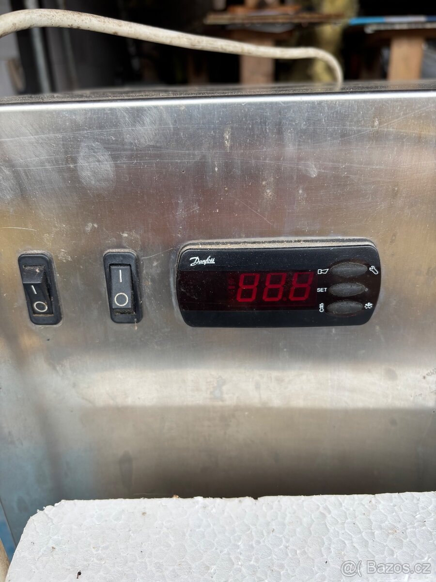 Vitrina chladicí - 4