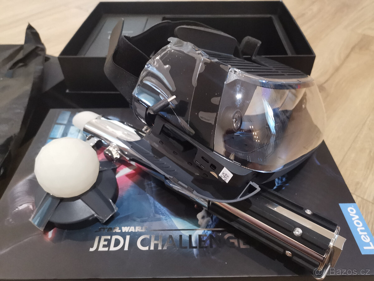 Lenovo Star Wars Jedi Challenges AR headset - 4