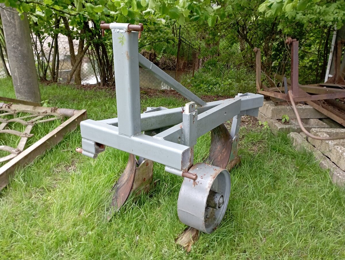 Dvouradličný pluh - 4