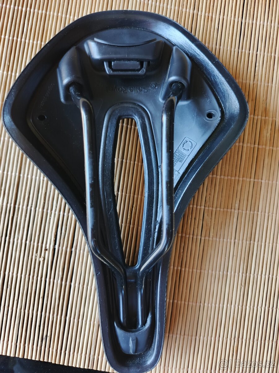 Sedlo Selle Italia - 4