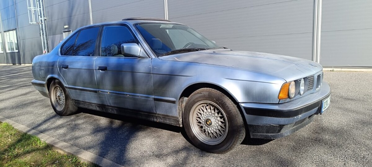 BMW E34 524td veterán - 4