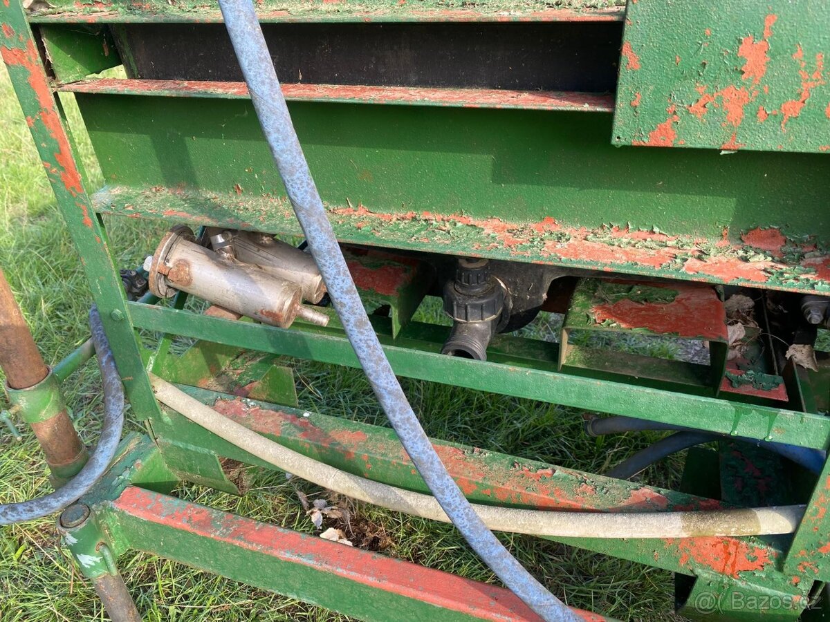Postřikovač za traktor - 4