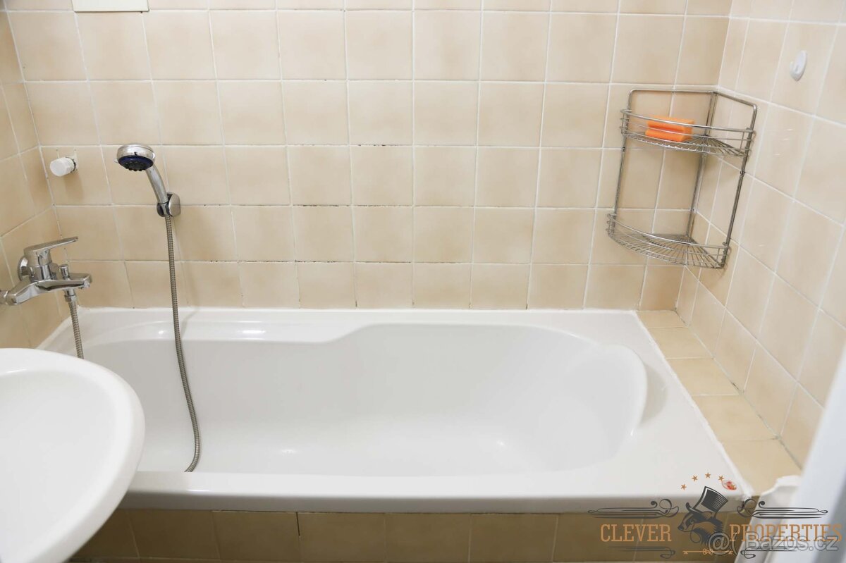 Nabízím pronájem, bytu 1+1 40m2, K Sokolovně, Hradec Králové - 4