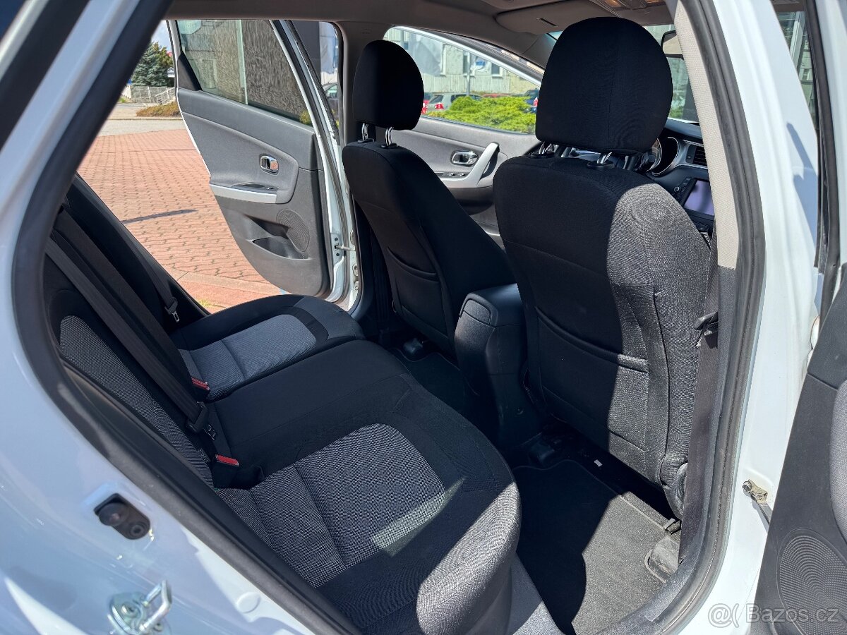 Kia Ceed AC KOMBI, 1,6, 99kW, 1 majitel - 4