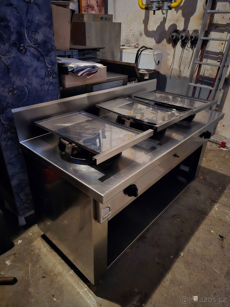 Sporák plynový se 3 hořáky WOK Casta - 4